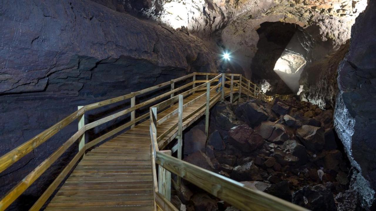 Bakki Villa Jarthlangsstathir Buitenkant foto